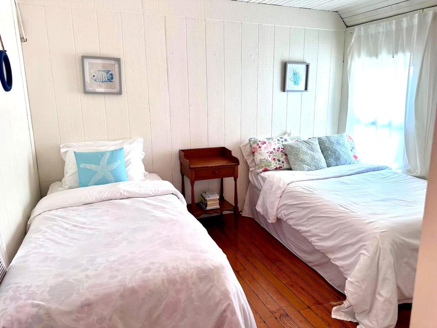 Cozy Beach - Direct Waterfront! East Haven Extérieur photo